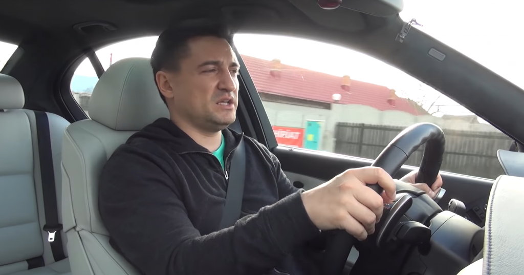 Ce mașină avea George Buhnici înainte să treacă la Tesla. Avea motor V10 și a vândut-o pe olx.ro cu 35.000 de euro