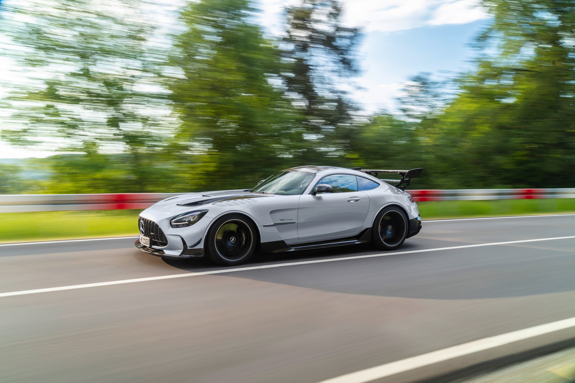 Mercedes-AMG GT R Black Series (16)