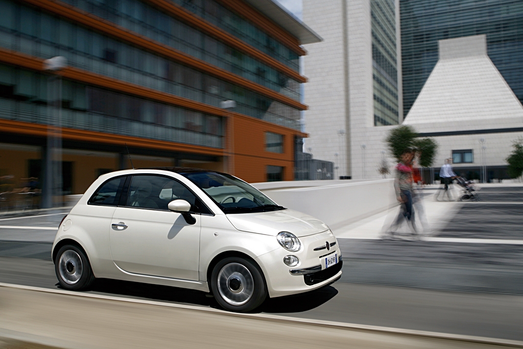 Fiat 500 - cea mai atragatoare in Anglia