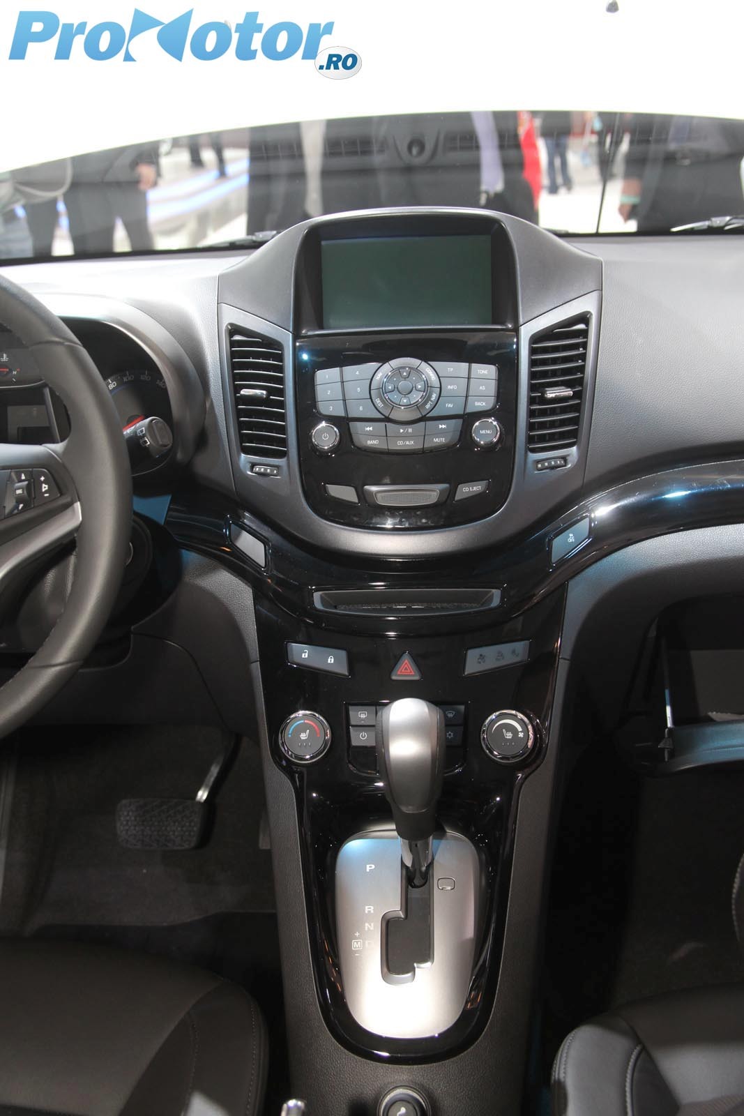 Interiorul lui Chevrolet Orlando este bine realizat si spatios