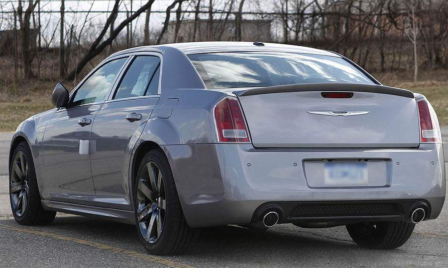 Cel mai probabil, Chrysler 300C SRT8 va prelua motorul de pe Dodge Charger SRT8