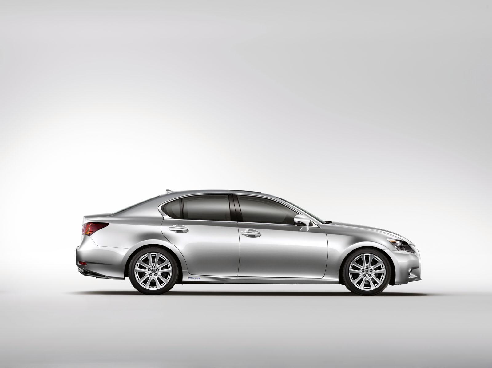 Sub capota lui Lexus GS 450h regasim a doua generatie a sistemului Lexus Hybrid Drive