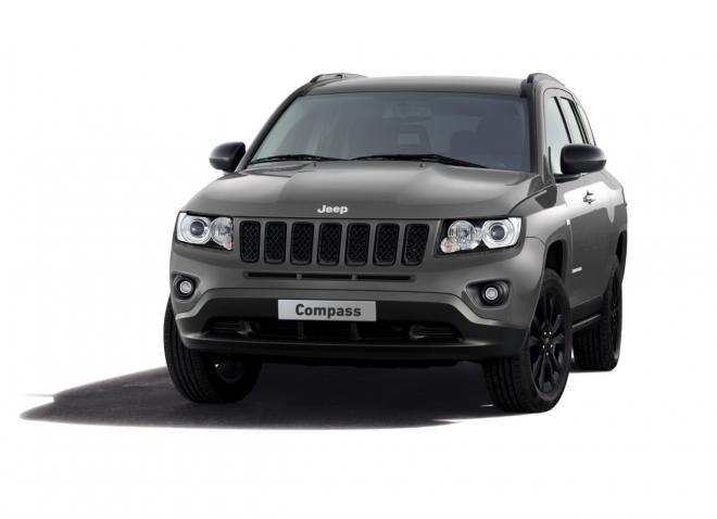 Jeep Compass Black Look pluseaza cu un aspect mai sobru si multe dotari