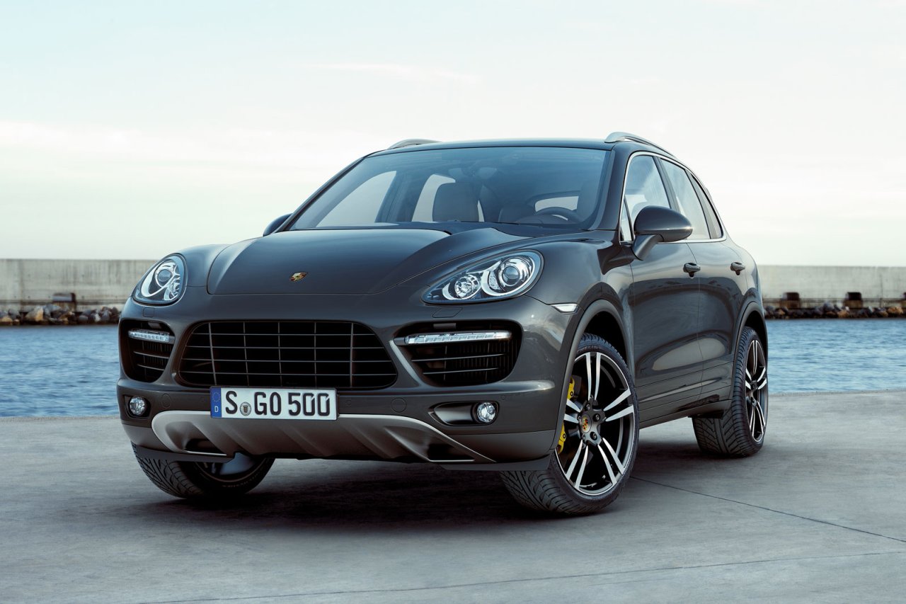 Noul Porsche Cayenne va debuta oficial la Salonul Auto Geneva 2010, iar pe piata apare in mai