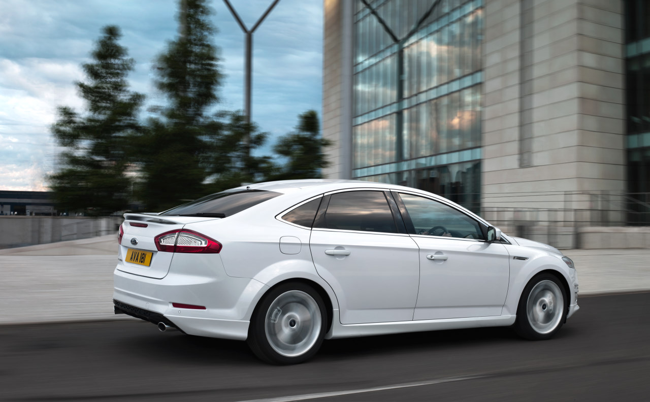 Motorul pe benzina cel mai puternic de pe Ford Mondeo facelift are 240 CP