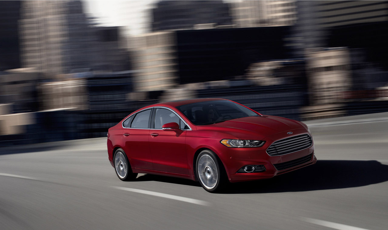 Ford Fusion este oferit in SUA cu trei motoare pe benzina, toate cu 4 cilindri