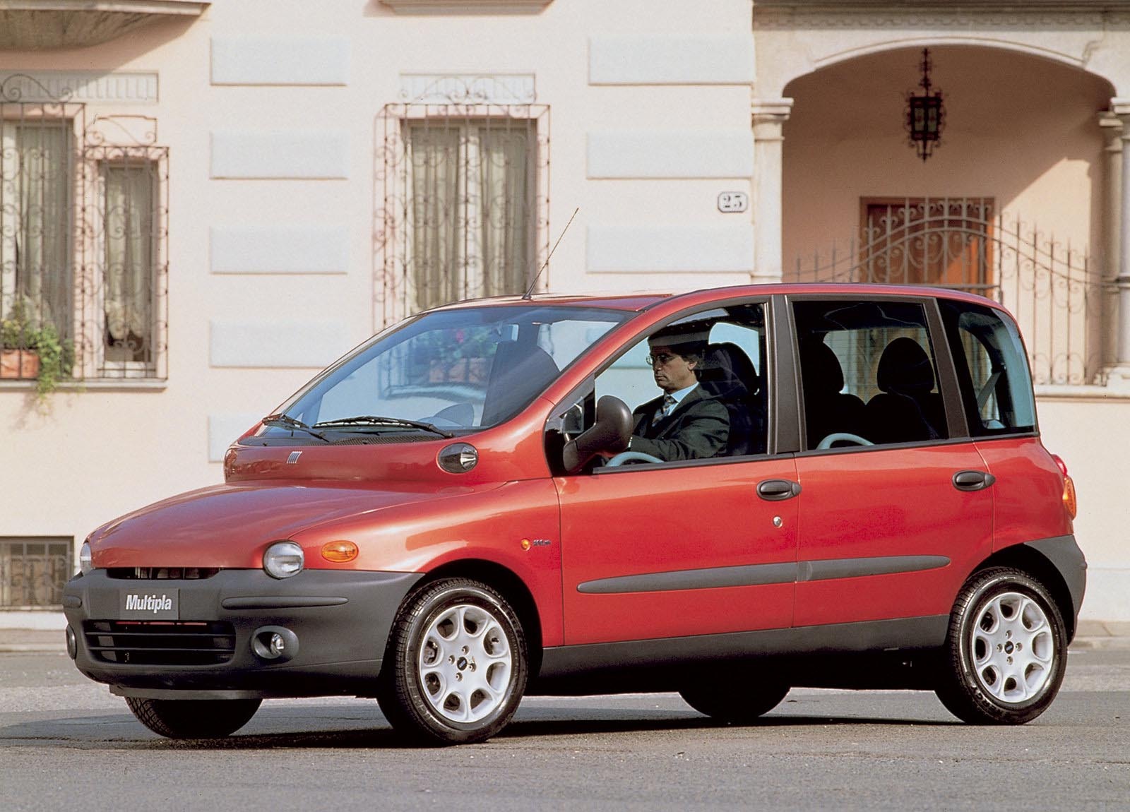 Locul 3: Fiat Multipla