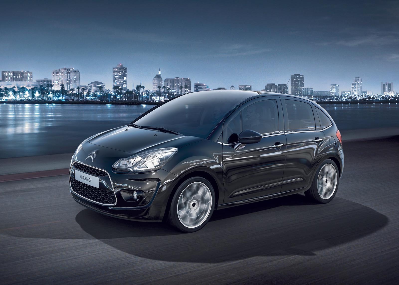 Citroen C3 e-HDi are un consum de numai 3,6 litri/100 km: pret de la 17.126 euro