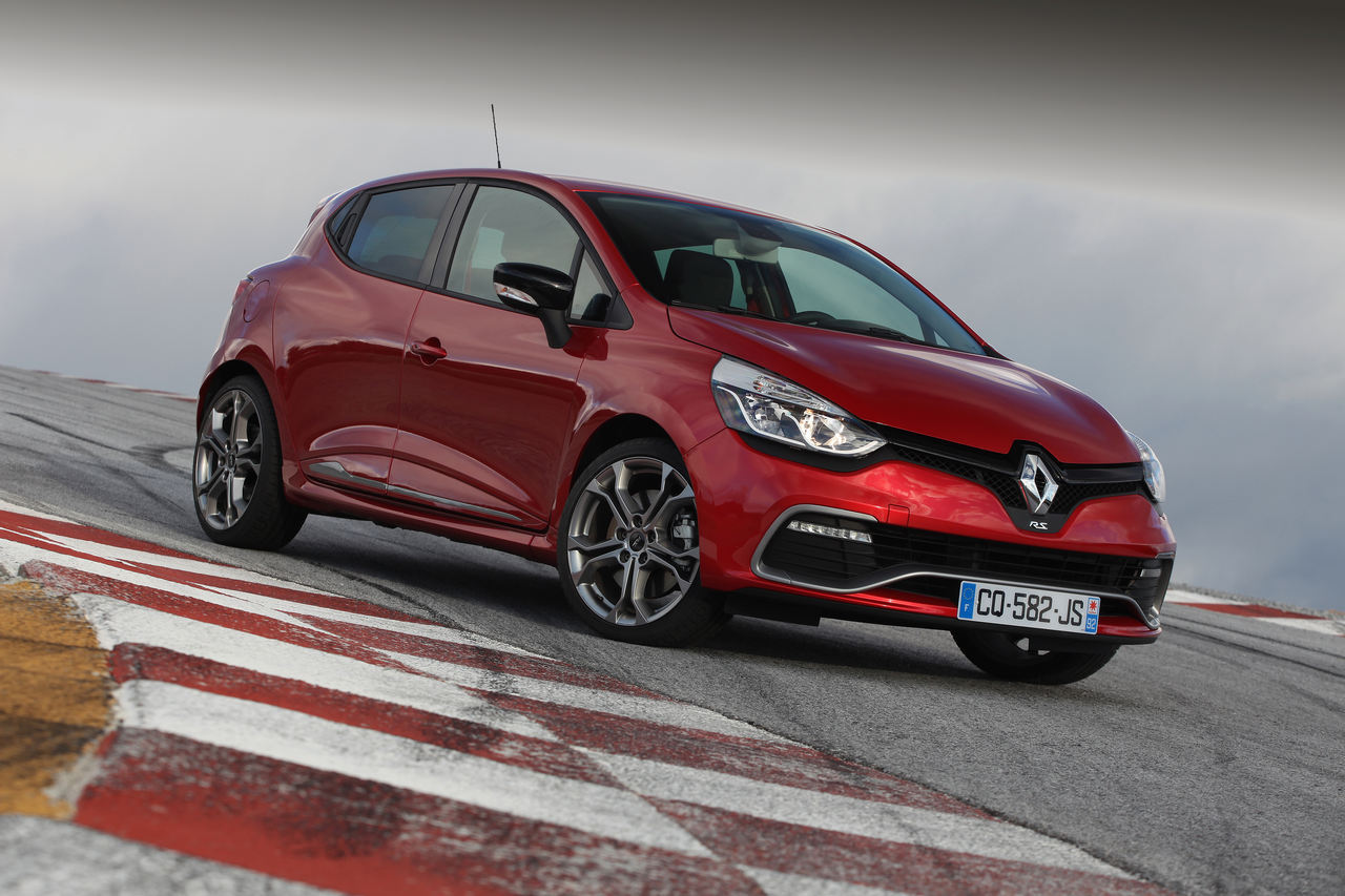 Renault Clio 4 RS pe circuit