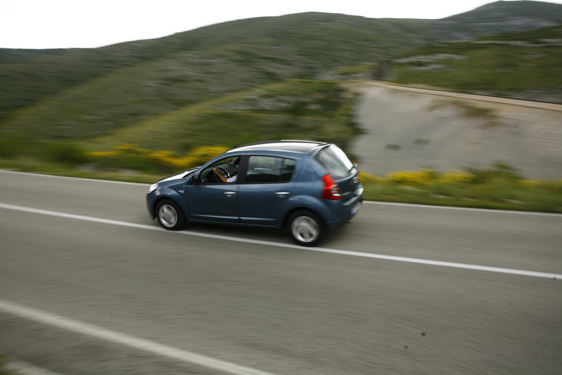 Dacia Sandero e silentioasa