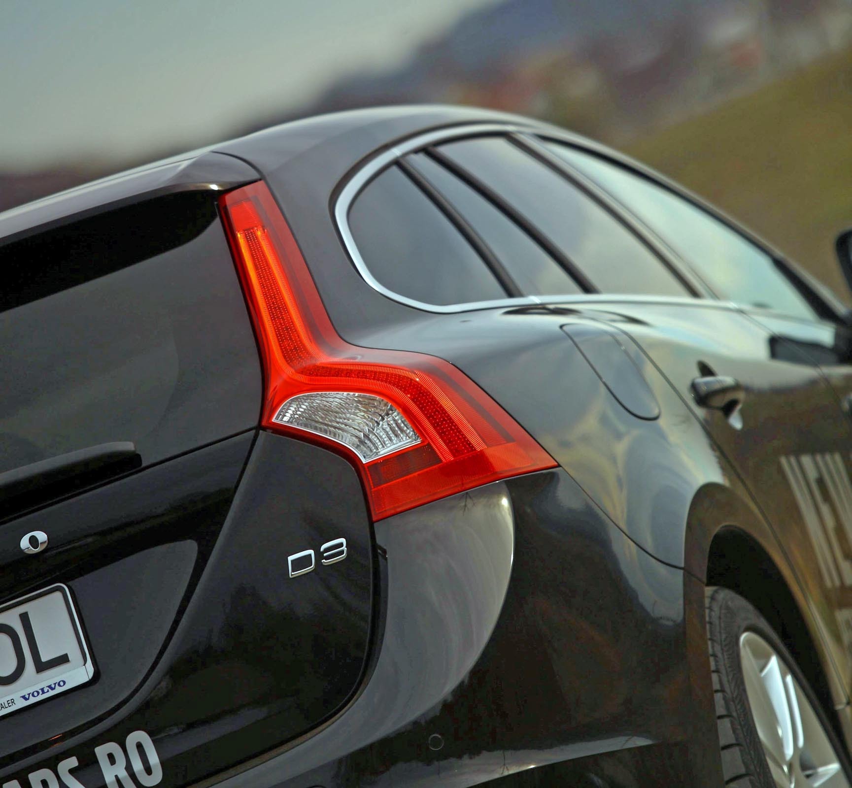 Volvo V60 este, fara discutie, cel mai reusit break de clasa medie din punct de vedere design