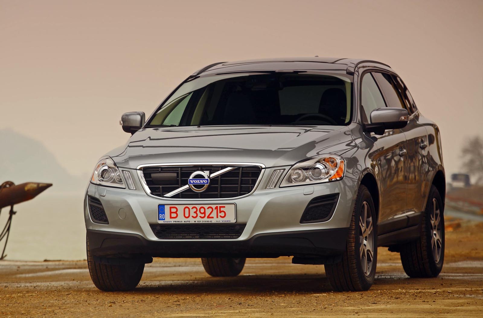 Oferta de primavara pentru Volvo XC60: 25.900 euro fara TVA