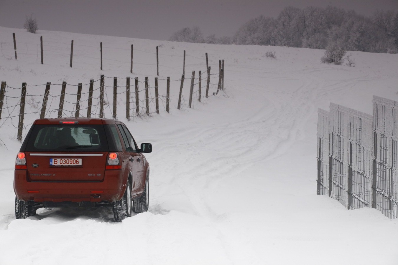 Nu contează suprafaţa de rulare, Freelander se va descurca.