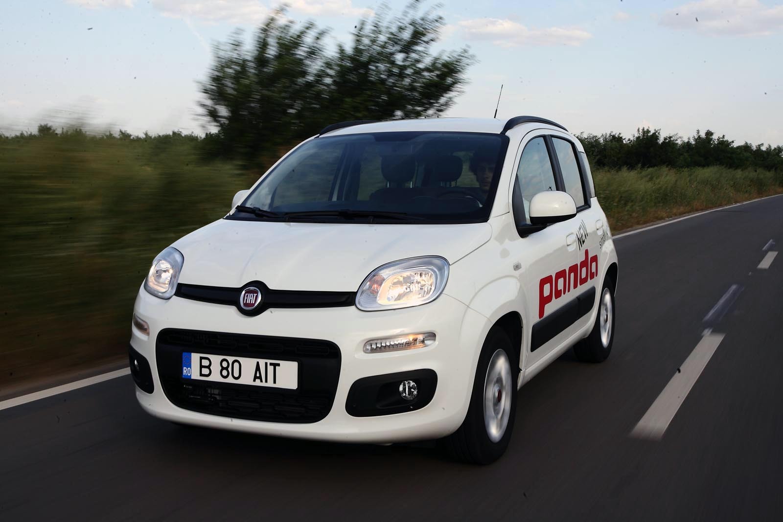 Fiat Panda ofera o pozitie inalta de condus, cu o buna vizibilitate in jurul masinii