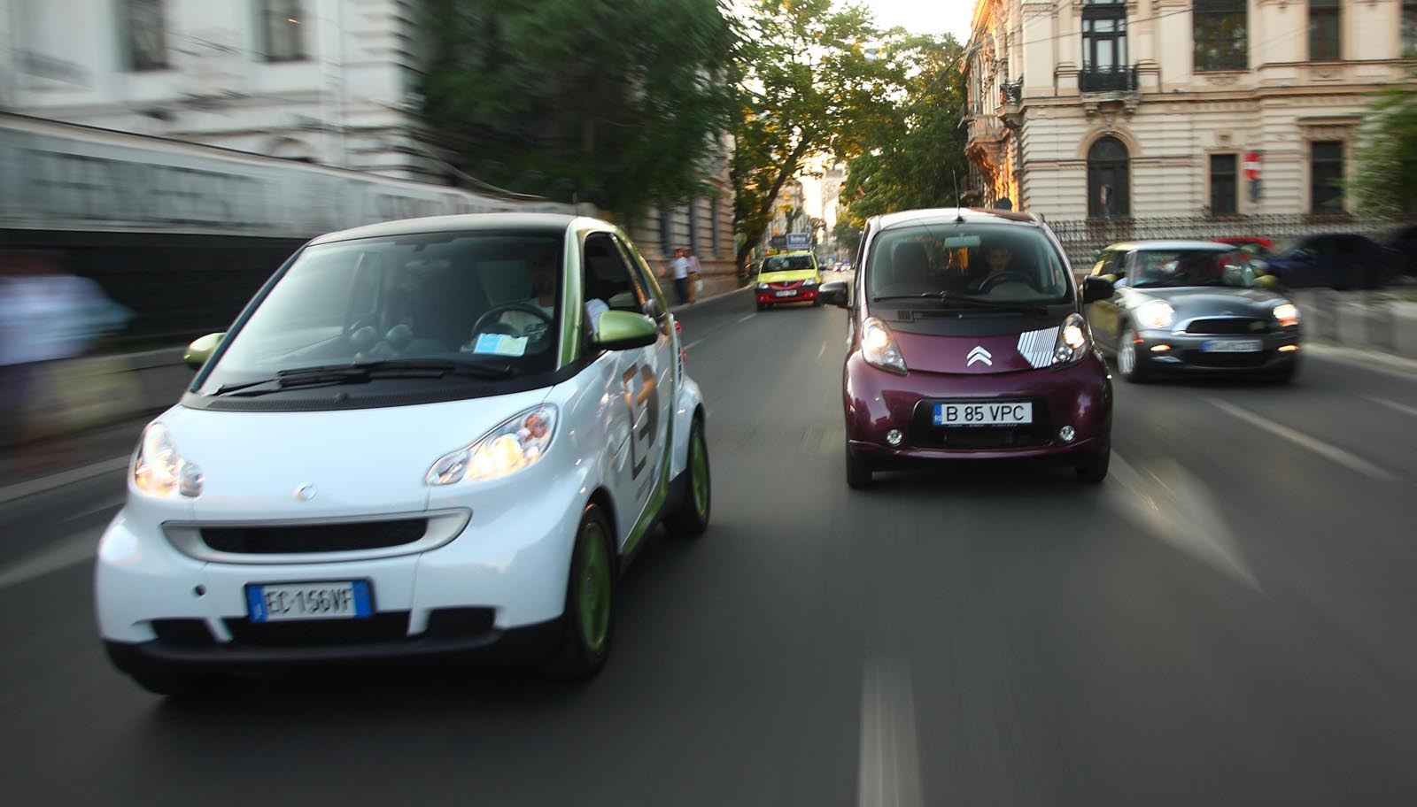 In ordinea gabaritului: smart fortwo electric drive, Citroen C-ZERO si Mini E