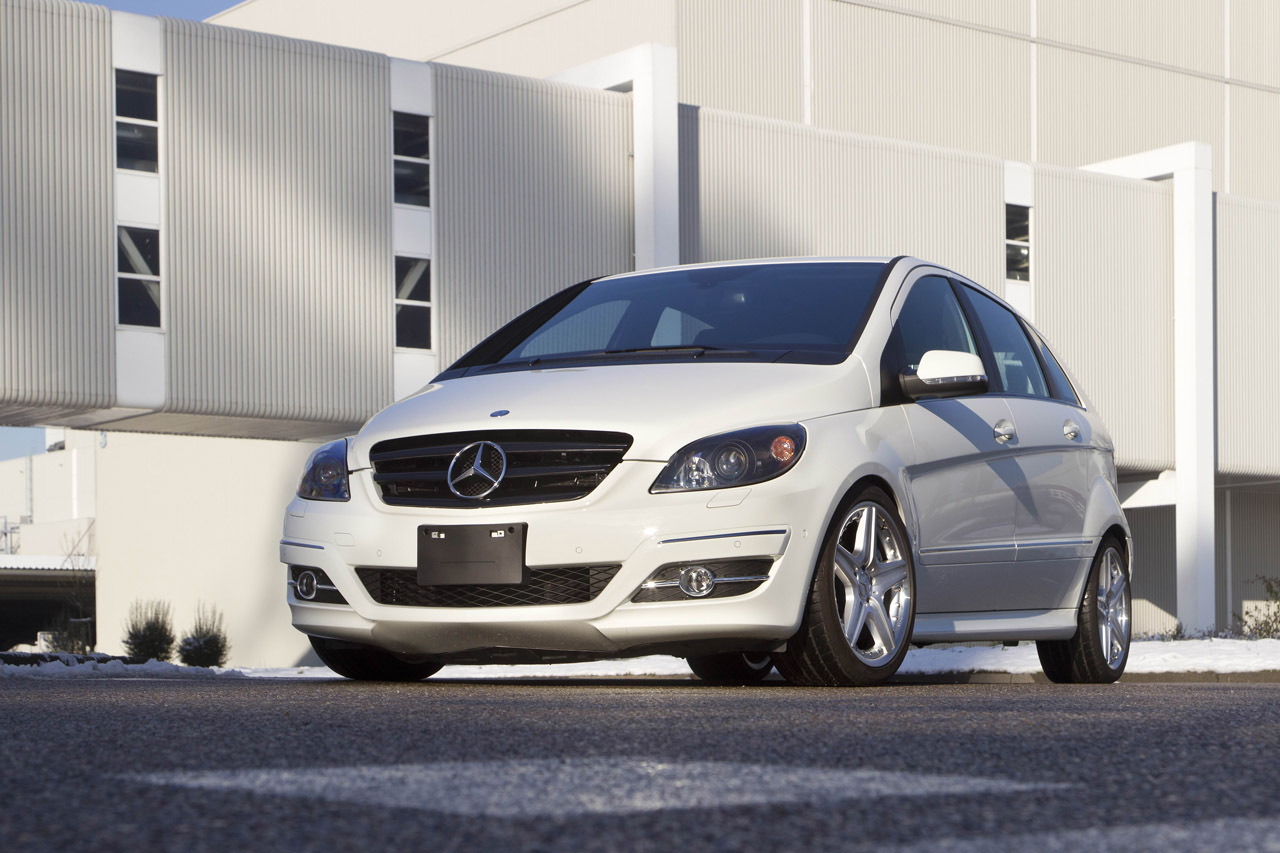 Initial, Mercedes B 55 AMG a fost un banal B200 CDI