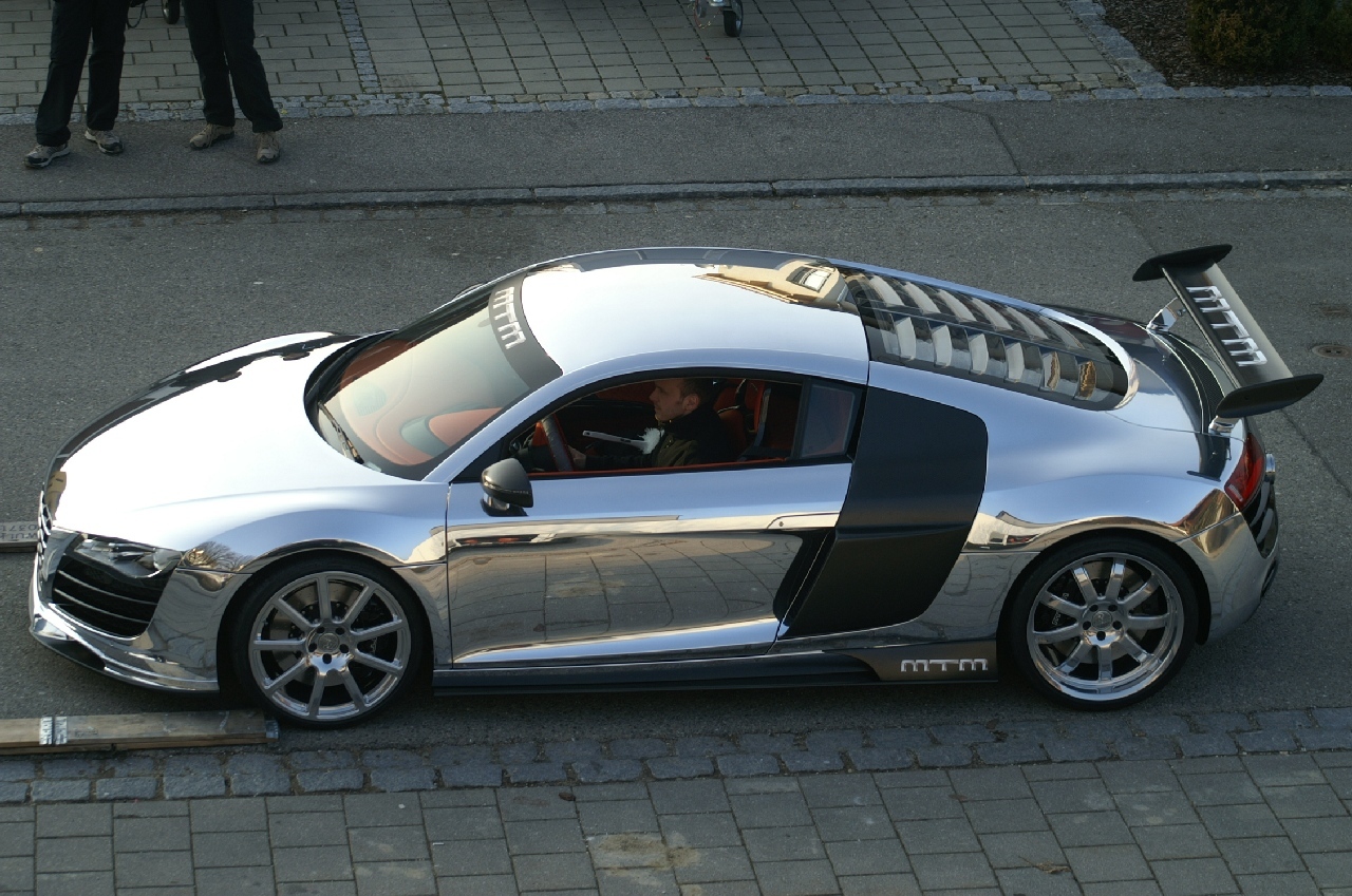 700 de ore de munca au fost necesare pentru polisarea acestui Audi R8 V10 MTM