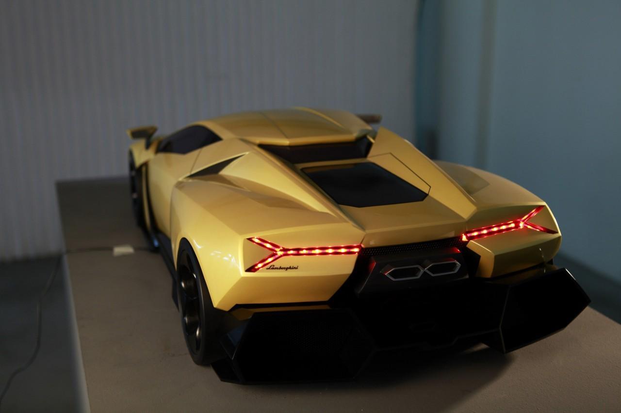 Lamborghini Cnossus Concept